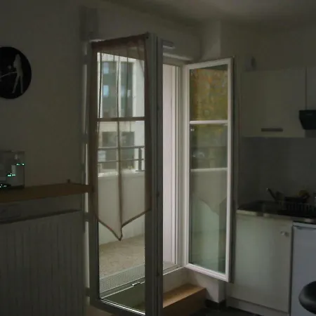 Le Charleston 3p 5 Minutes Parking Gratuit Terrasse شقة شيسي