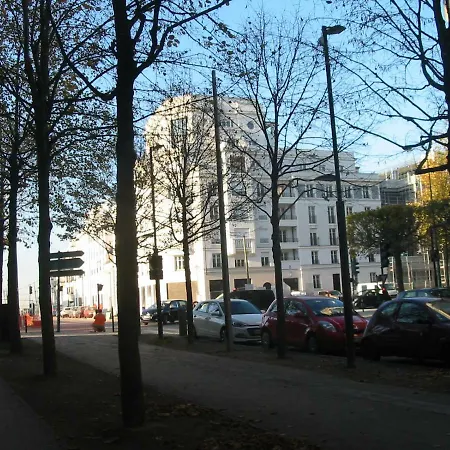Apartment Le Charleston 3p 5 Minutes Parking Gratuit Terrasse Chessy (Seine-et-Marne)