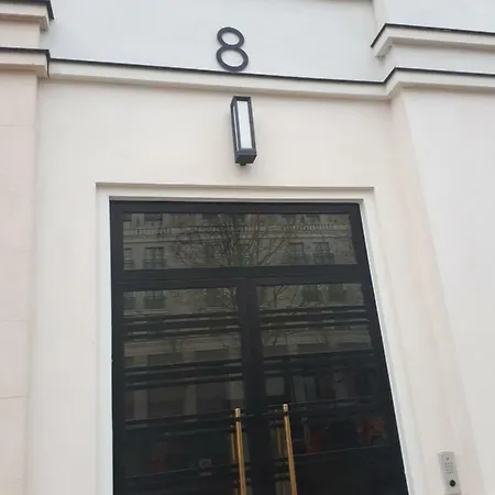 Apartment Le Charleston 3p 5 Minutes Parking Gratuit Terrasse Chessy (Seine-et-Marne)